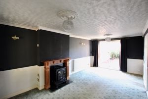 Living room- click for photo gallery